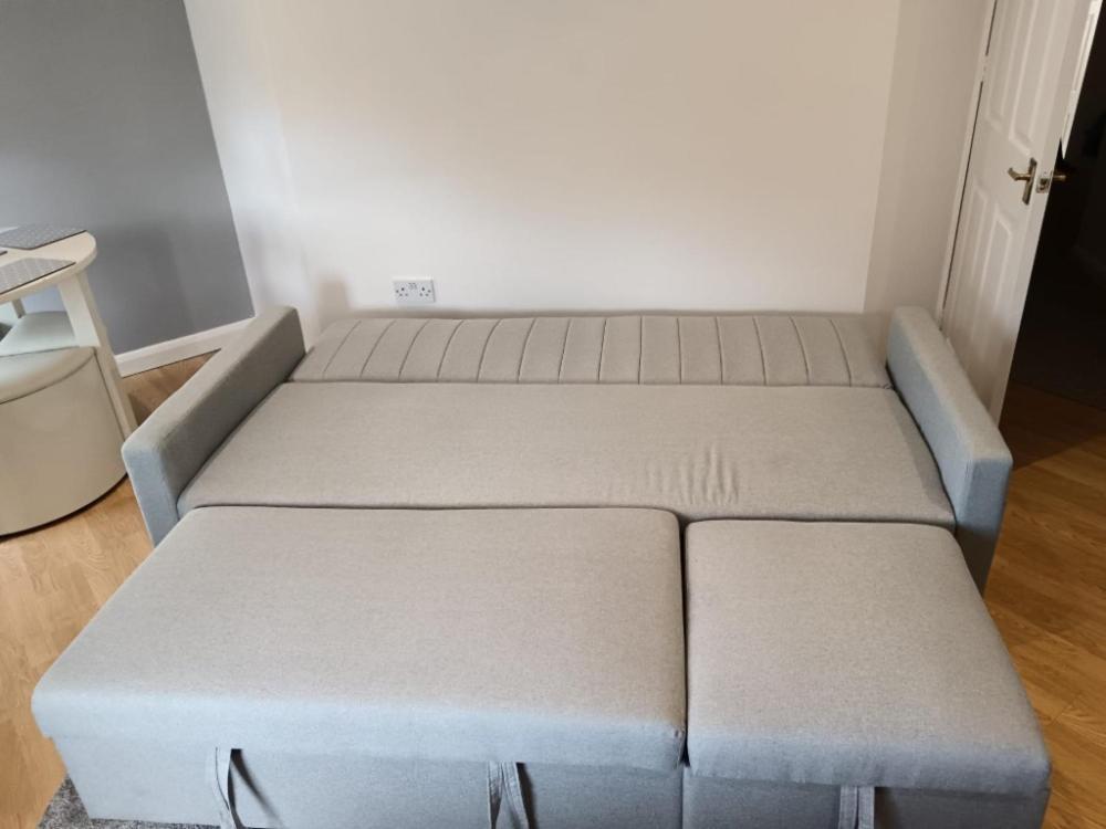Welcome To This Flat Кетъринг Екстериор снимка